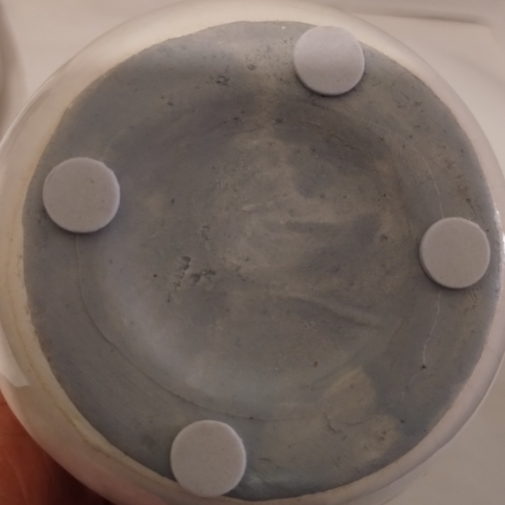 Small Vase - Picture 6 of 8
